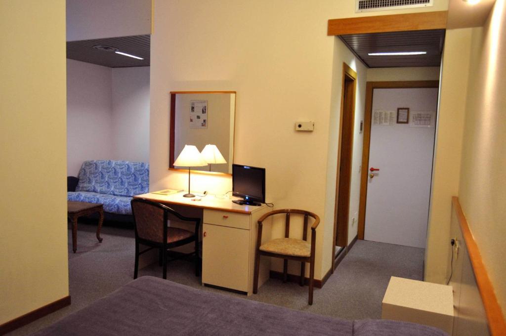 Italia Hotel 4*